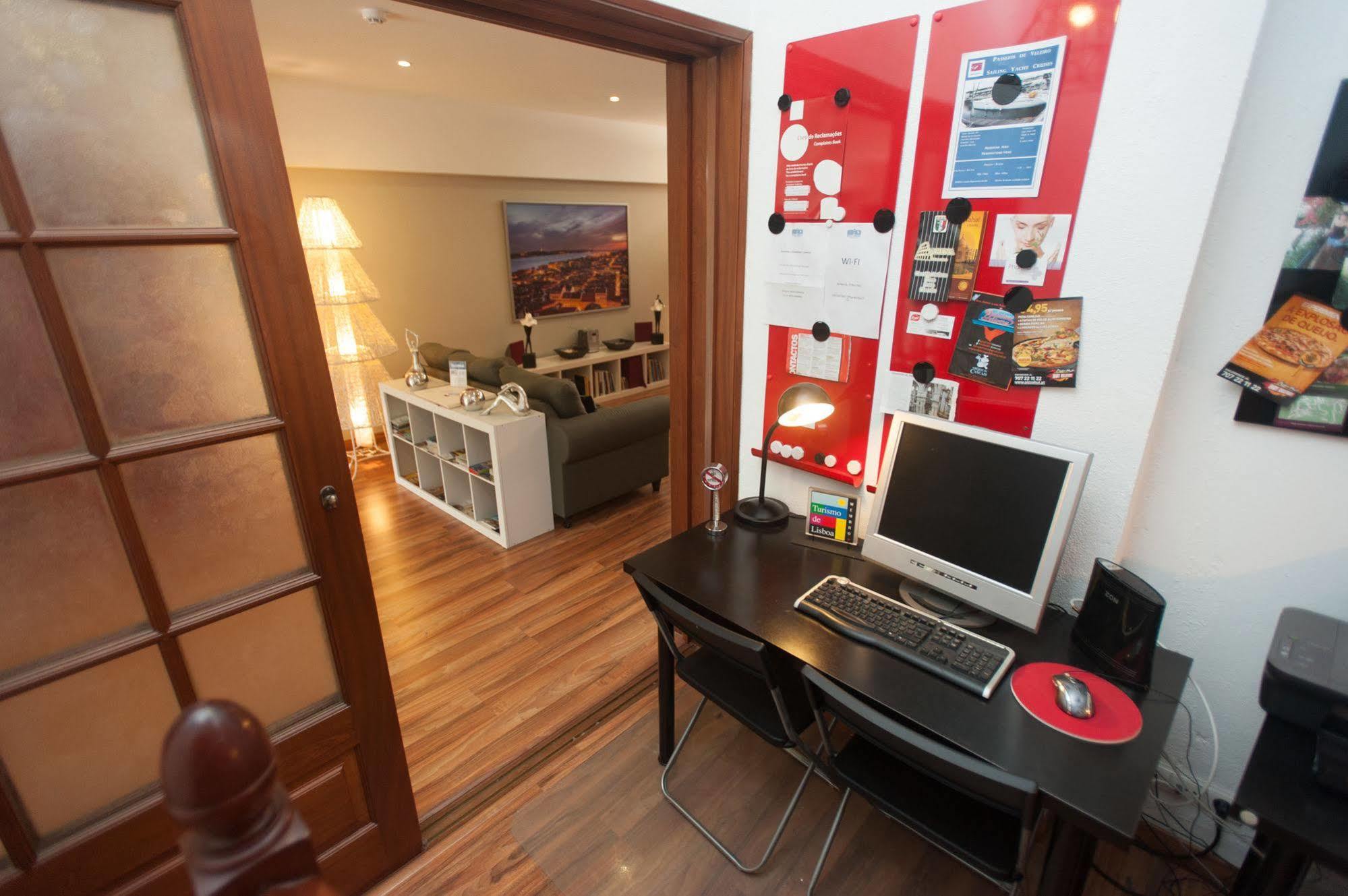 Dolce Cascais Guest House ภายนอก รูปภาพ
