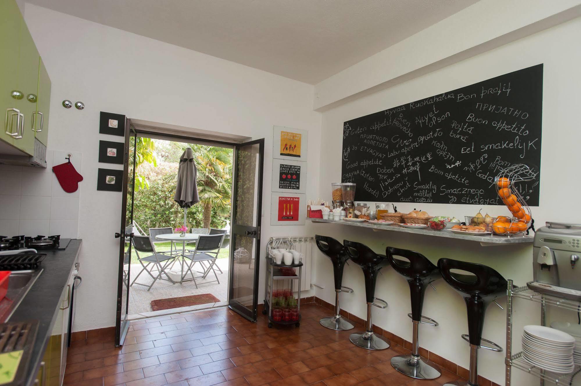 Dolce Cascais Guest House ภายนอก รูปภาพ
