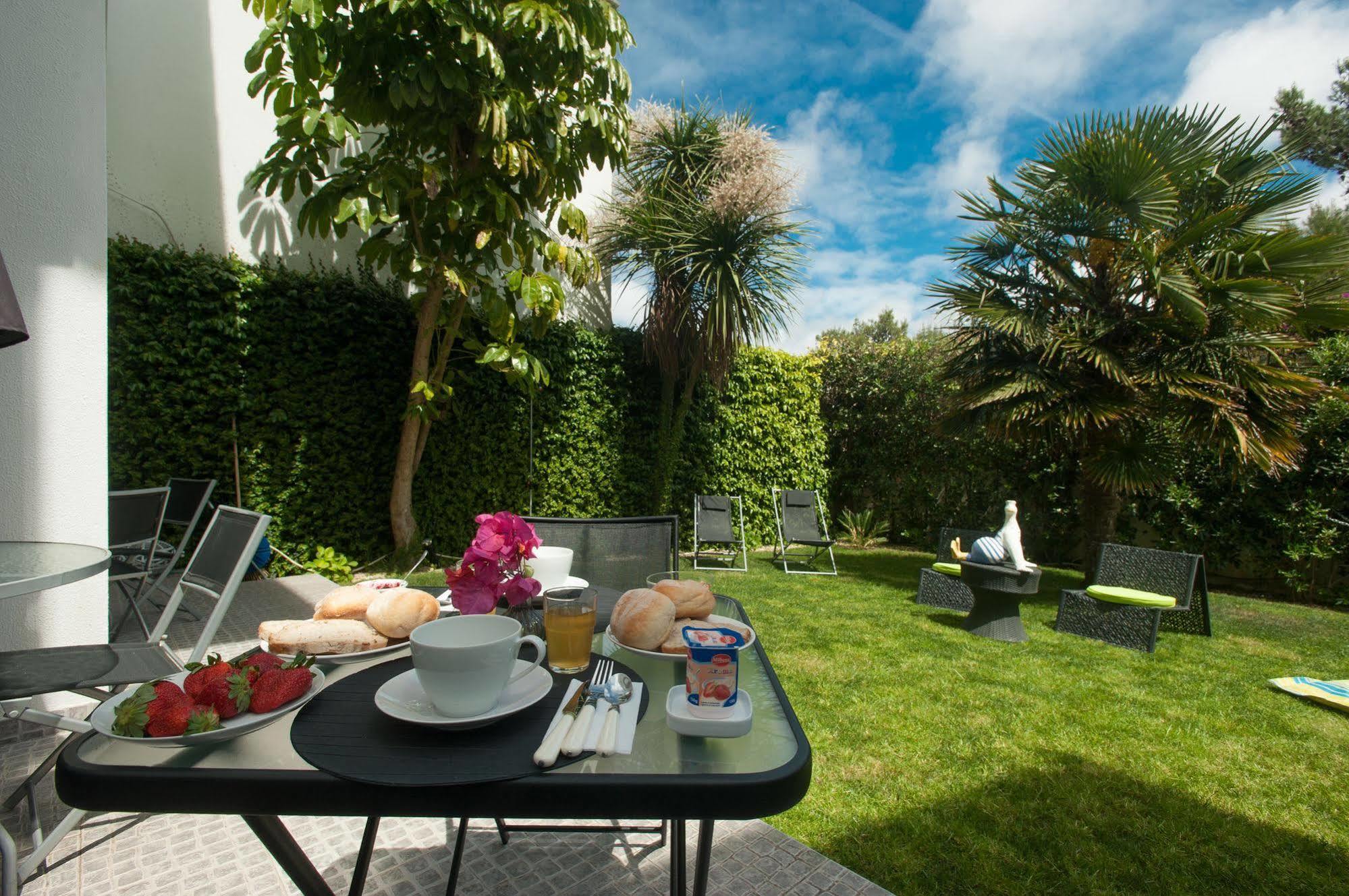 Dolce Cascais Guest House ภายนอก รูปภาพ
